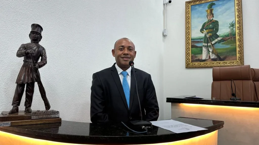 Apagão na Câmara de Feira de Santana marca a posse do vereador Fabiano da Van
